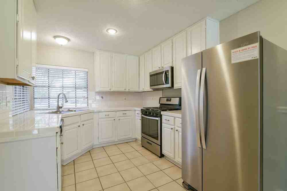 22514 Dabney Manor Ln - Photo 6 of 15