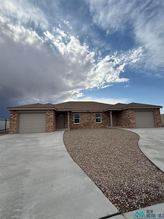 1320 Mission Dr - Photo 2 of 20