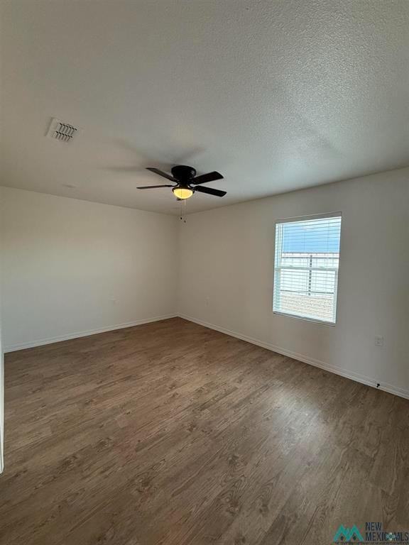1320 Mission Dr - Photo 5 of 20