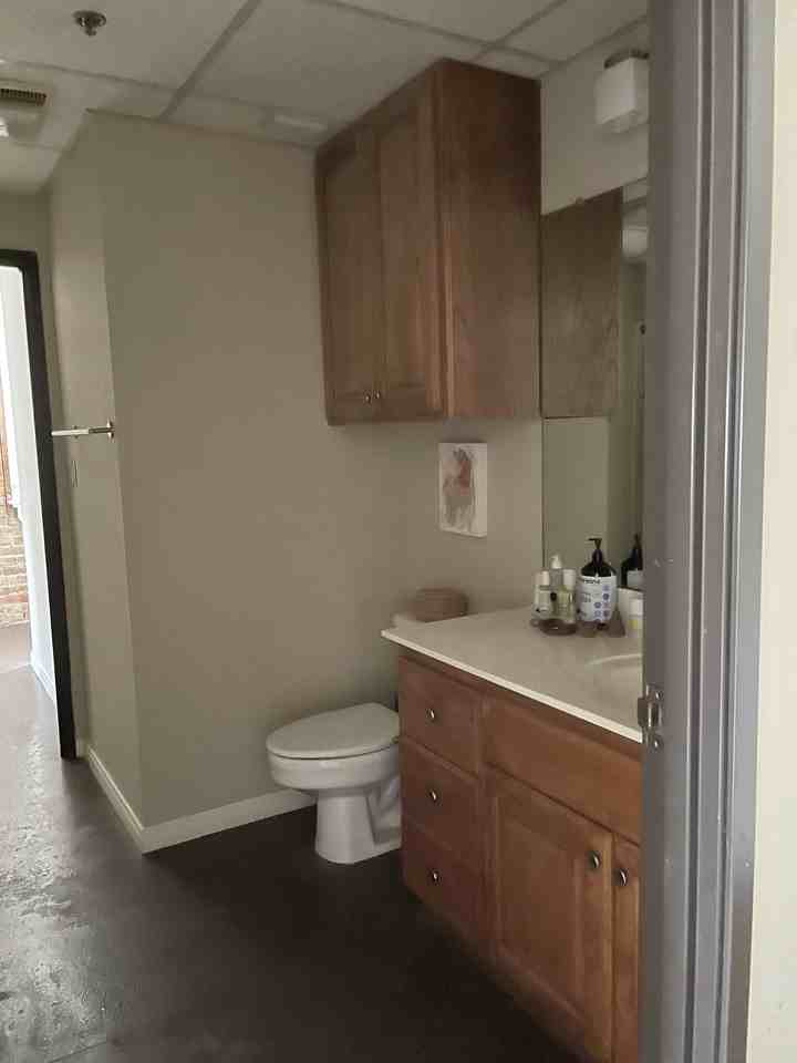 601 Franklin Ave #5D - Photo 2 of 8