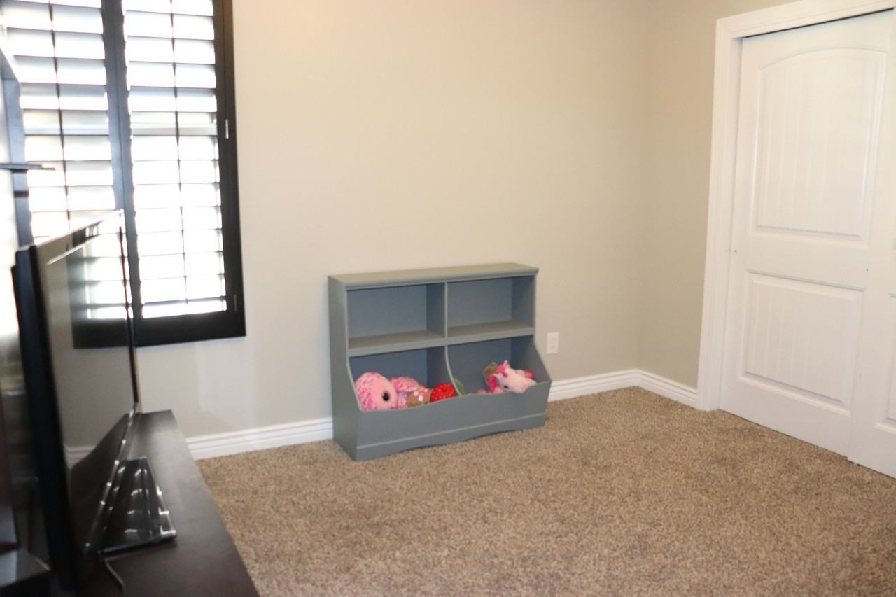 14829 Ted Banks Ave - Photo 6 of 10