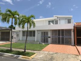 featured image of 323 Calle 26 #D