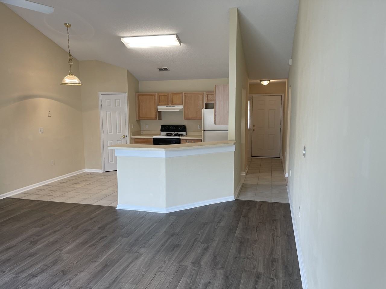 24 Bunker View Dr #A - Photo 2 of 11