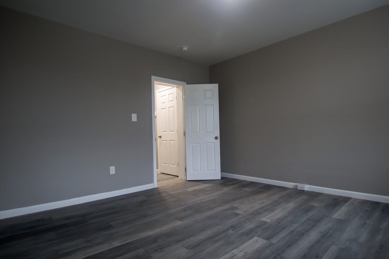4056 W Girard Ave #3 - Photo 5 of 5