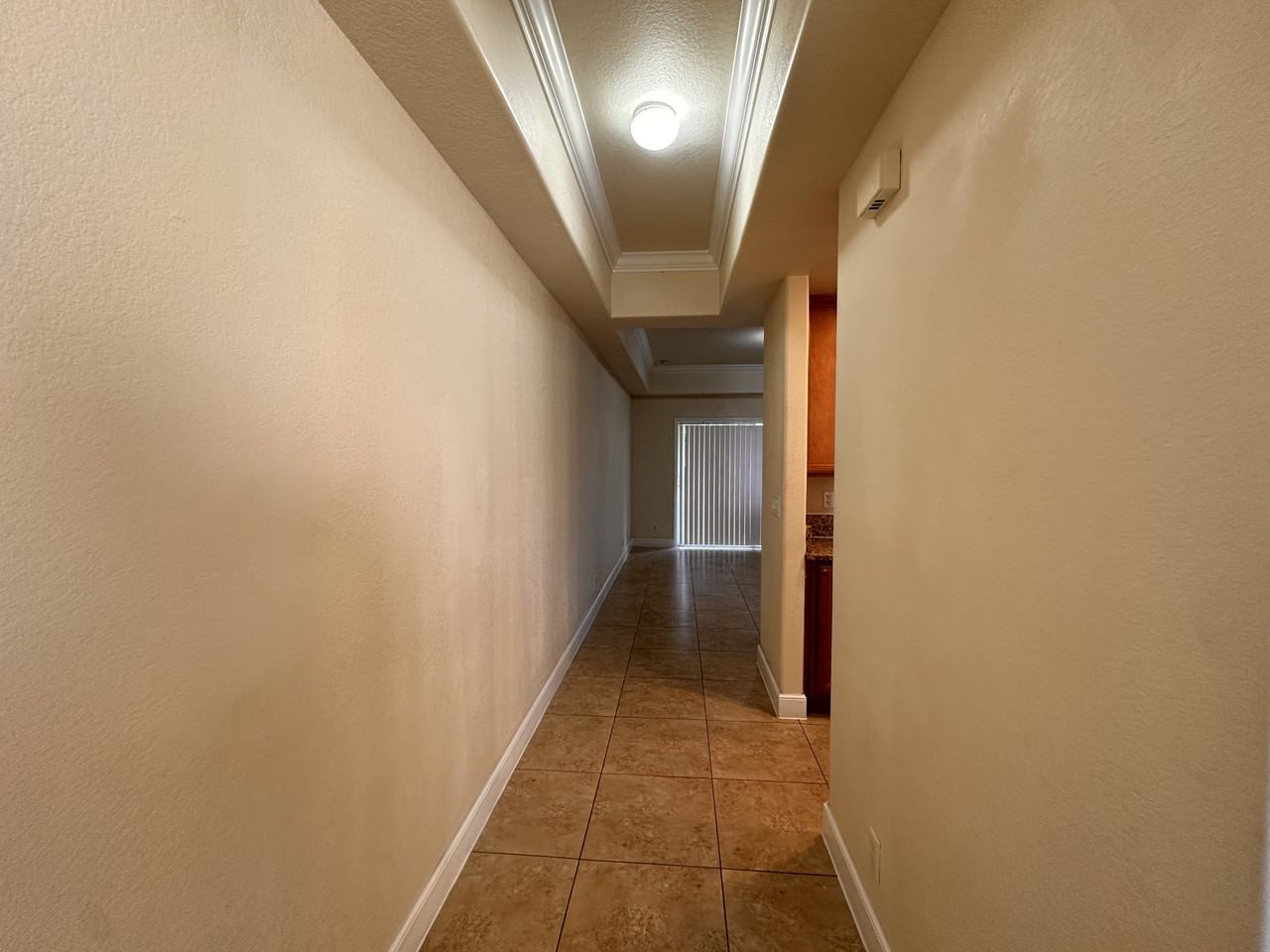 325 Se 23rd Ave #24 - Photo 7 of 25
