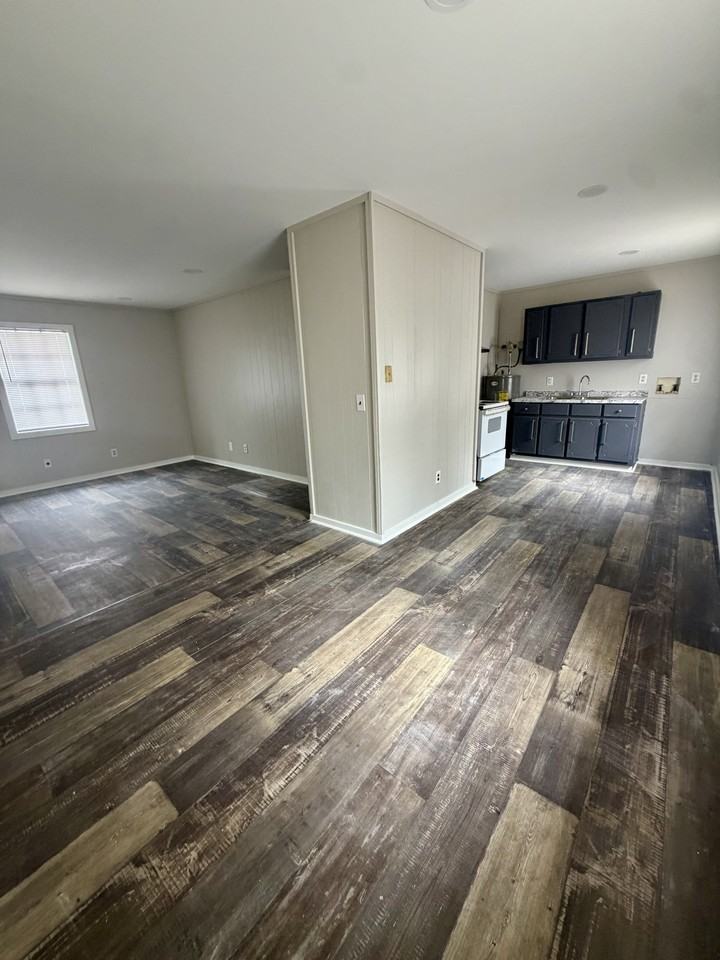 1620 3rd Ave N - Photo 2 of 7