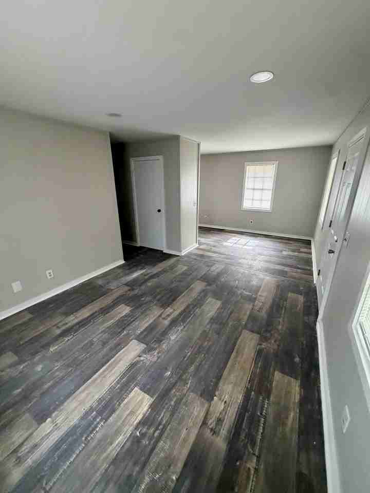 1620 3rd Ave N - Photo 3 of 7
