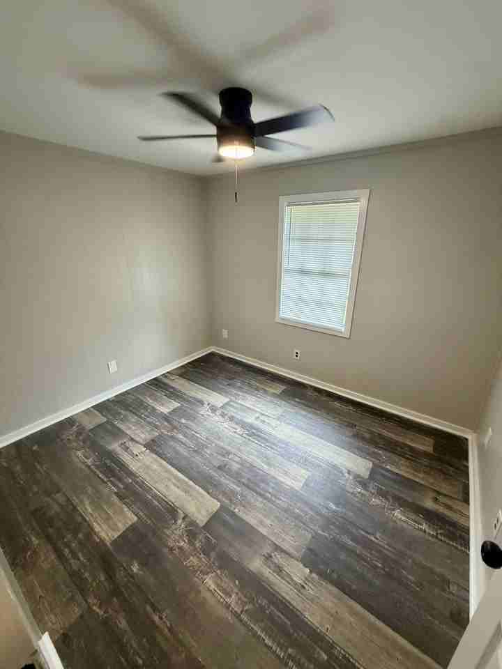 1620 3rd Ave N - Photo 5 of 7