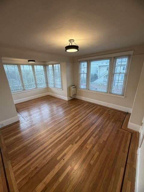 285 Van Buren Ave #4 - Photo 2 of 8