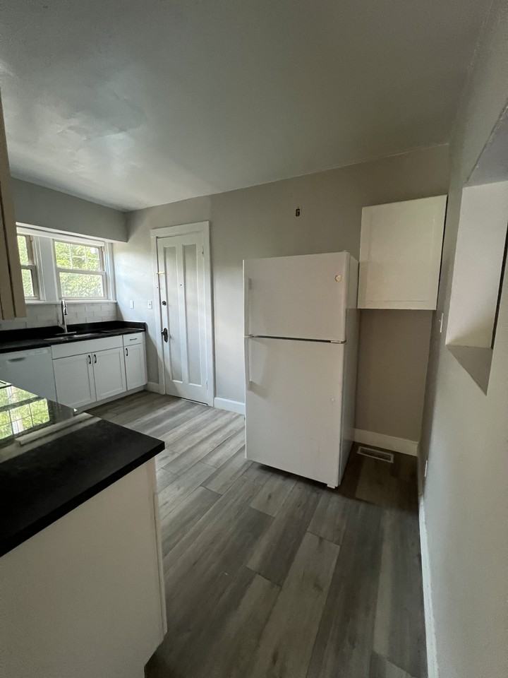 4038 Clifton Ave #2 - Photo 4 of 15
