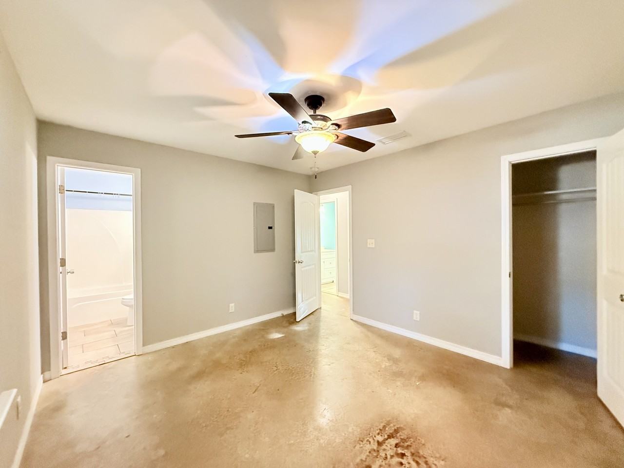 17048 Harry Jones Rd - Photo 4 of 11