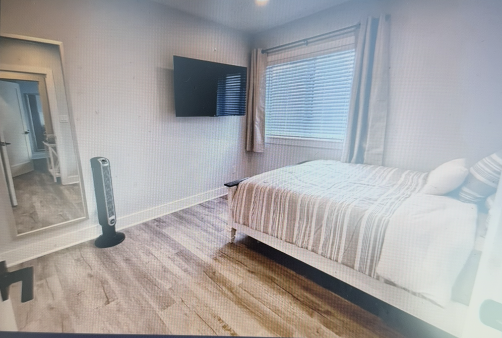 415 E Jasper St #2 - Photo 5 of 7