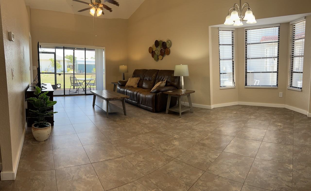 2623 Magdalina Dr #B - Photo 6 of 13
