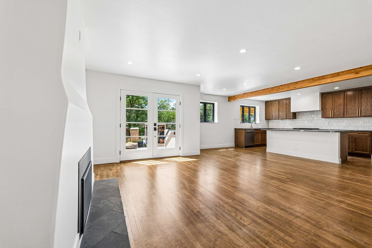 669 E 8th Ave #1 - Photo 2 of 21