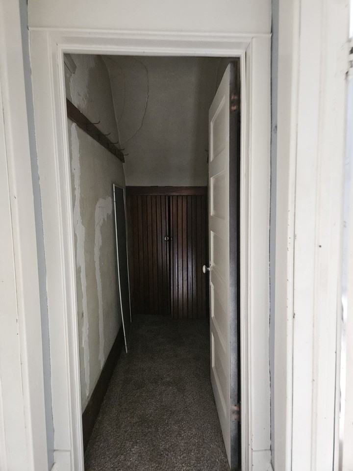 302 7th Ave - Photo 2 of 13