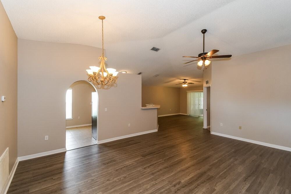 3236 Carlotta Rd - Photo 4 of 16