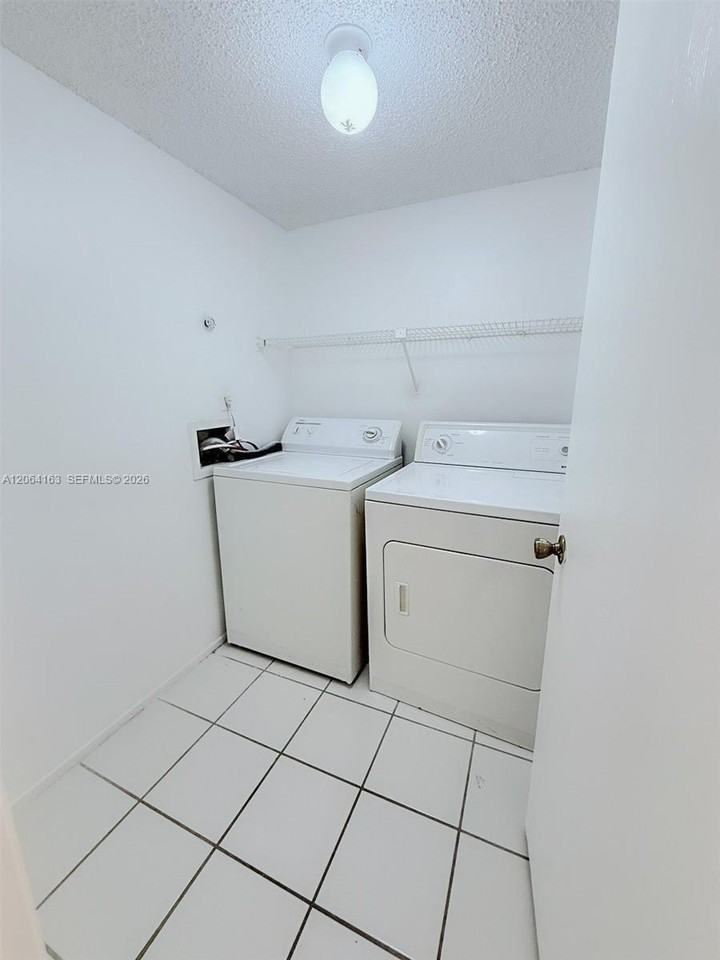 3212 Coral Lake Lane #3212 - Photo 5 of 6