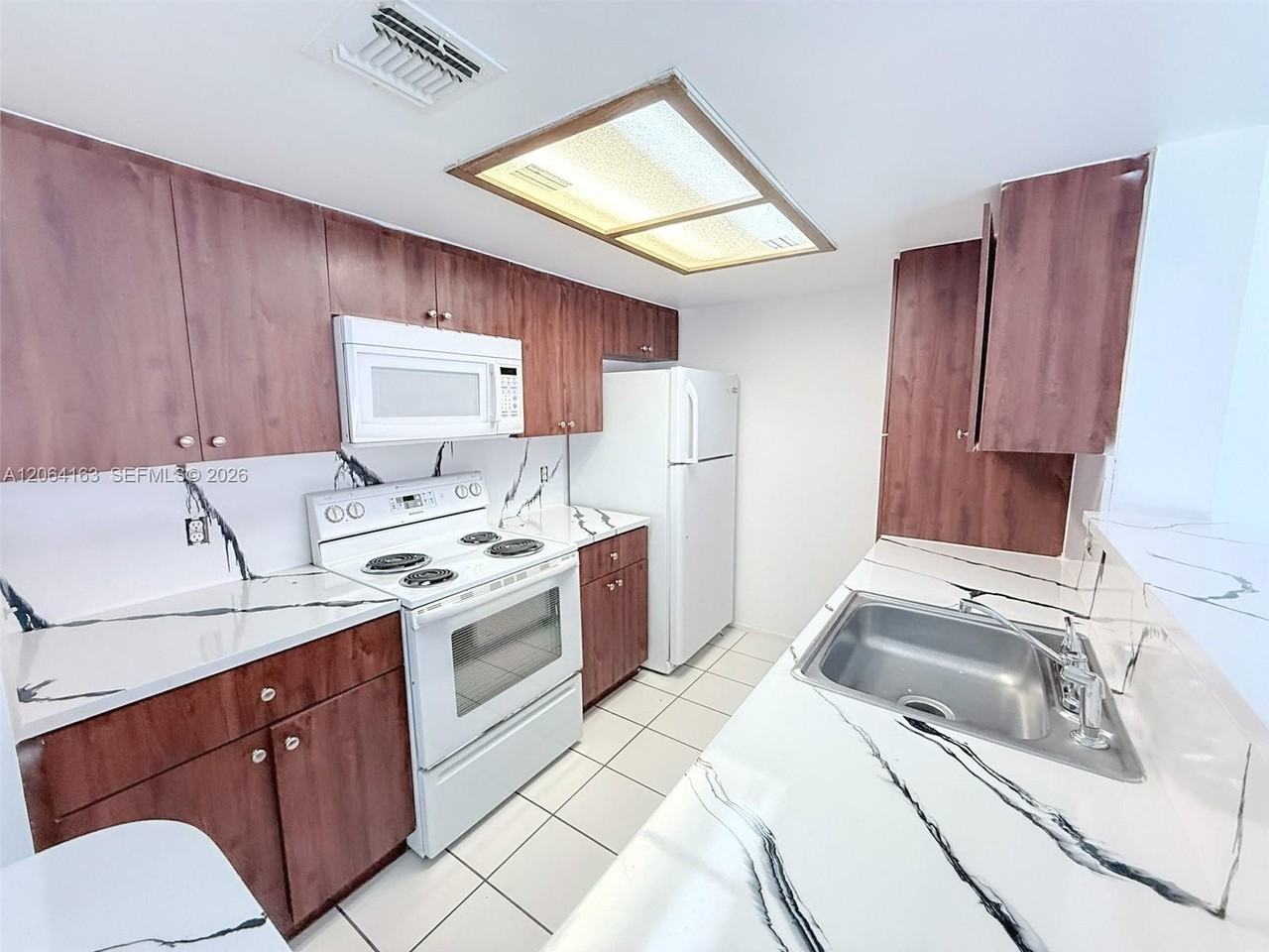 3212 Coral Lake Lane #3212 - Photo 2 of 6