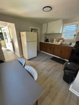 Fully Furnished - 411 Beaver St - Photo 1 of 1