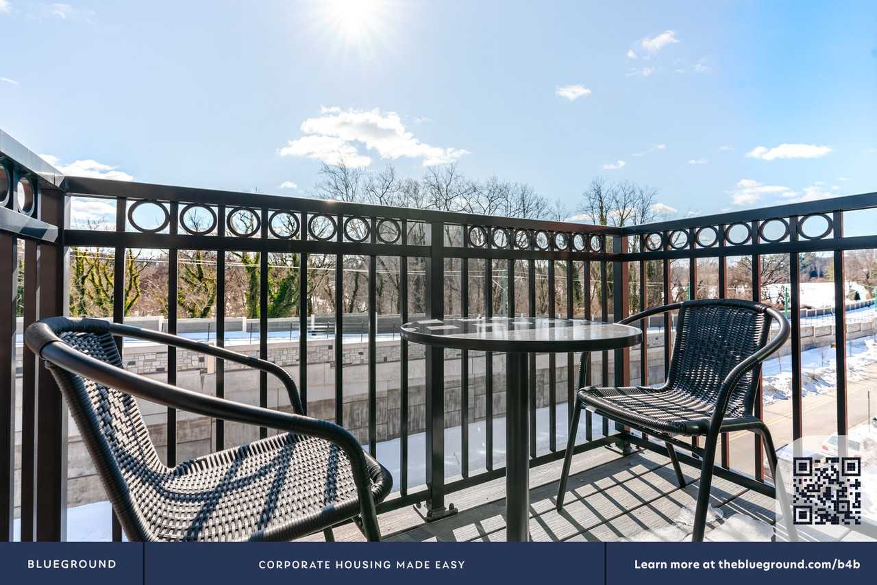 3929 Landmark Ct #1245 - Photo 6 of 28