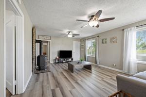 featured image of 600 Ne 3rd St