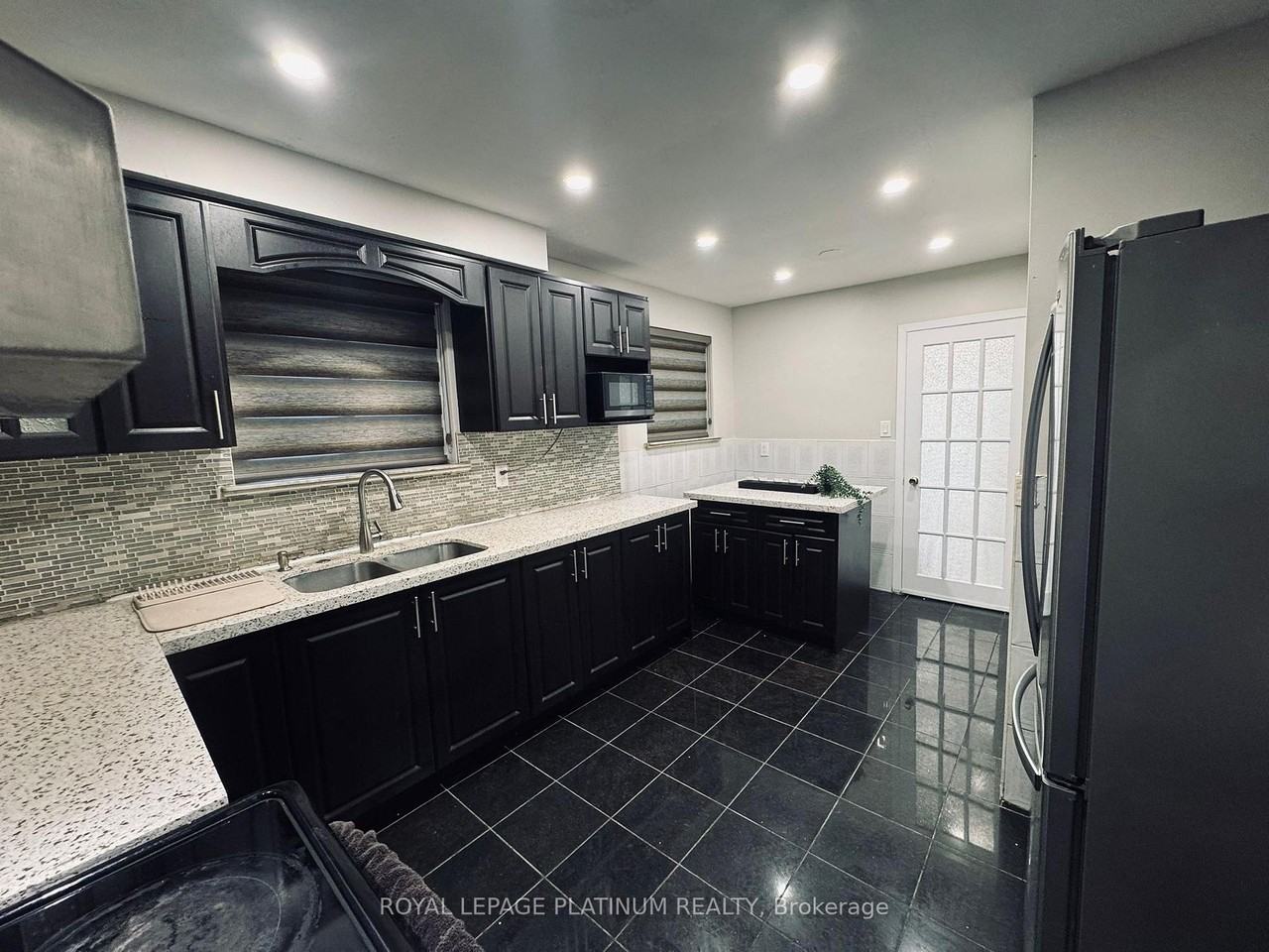 7073 Magic Court - Photo 4 of 18