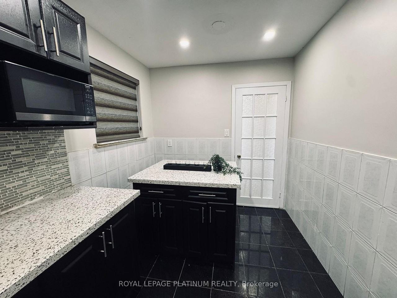 7073 Magic Court - Photo 6 of 18