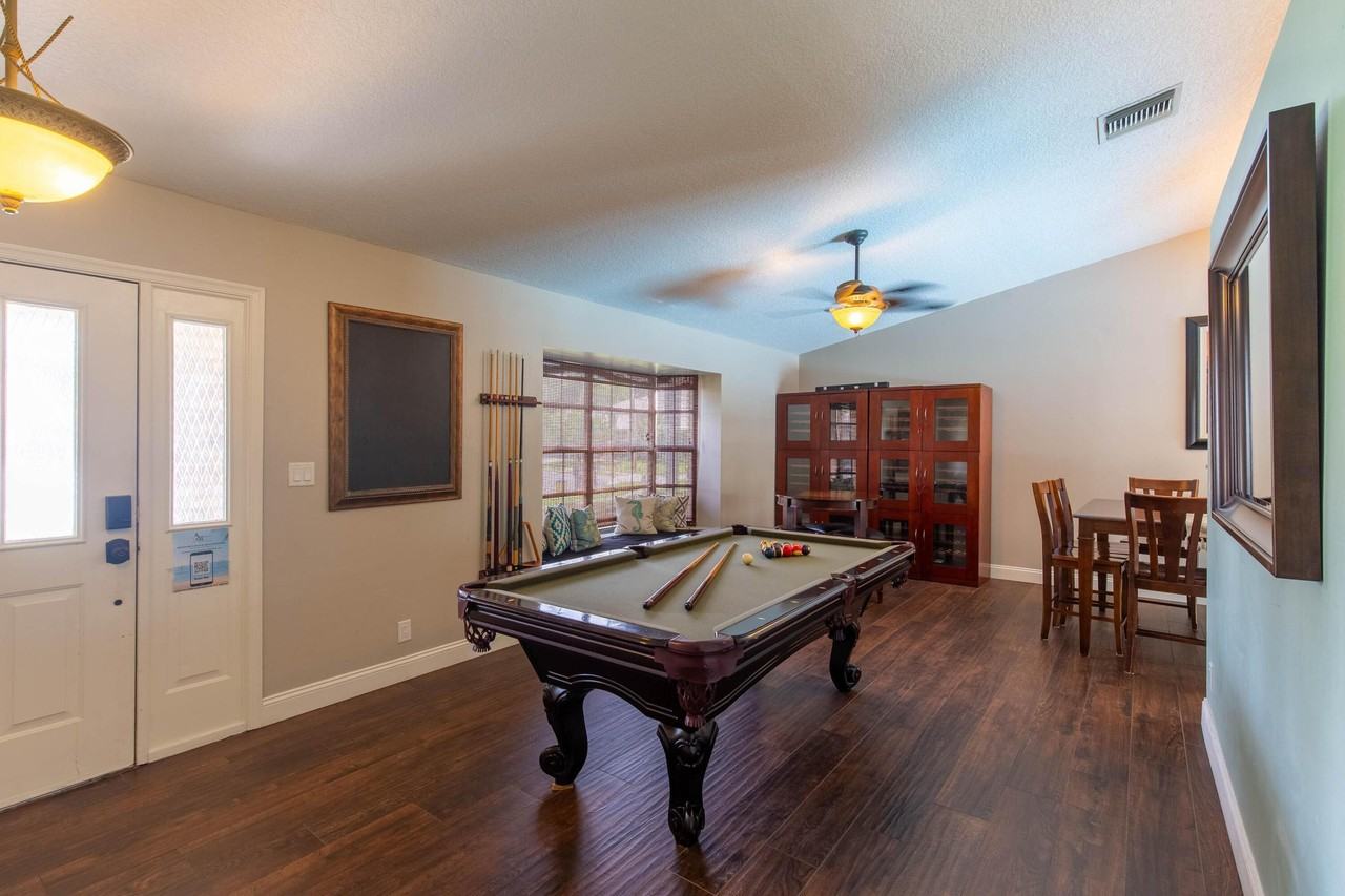 1123 Northumberland Court - Photo 6 of 18