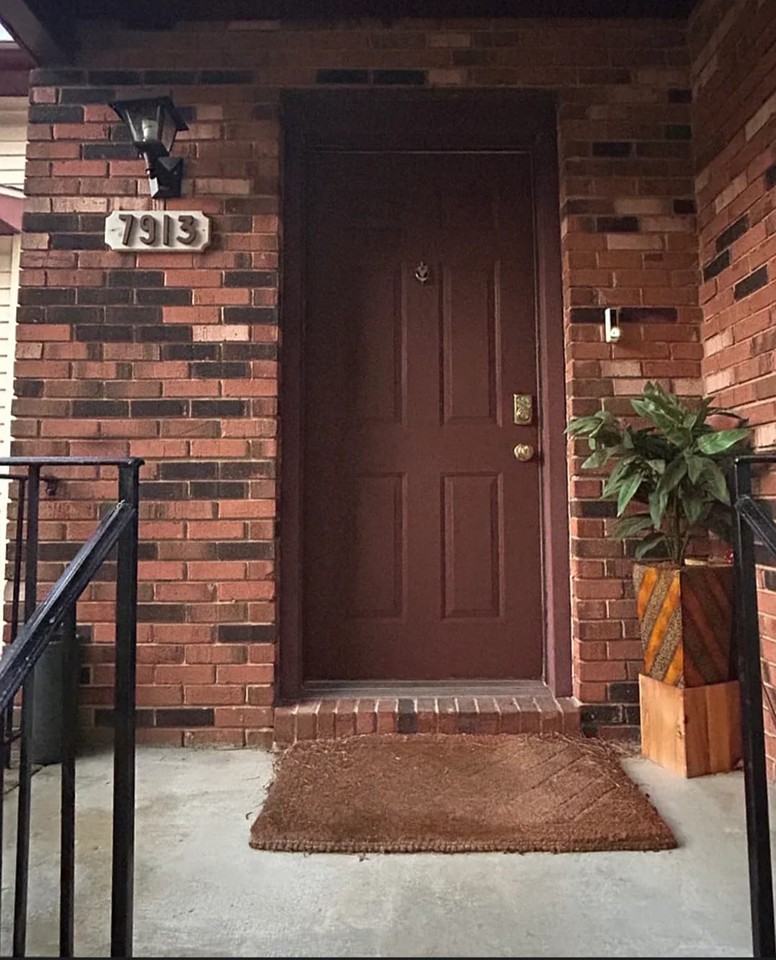 7913 Red Jacket Way #1 - Photo 3 of 18