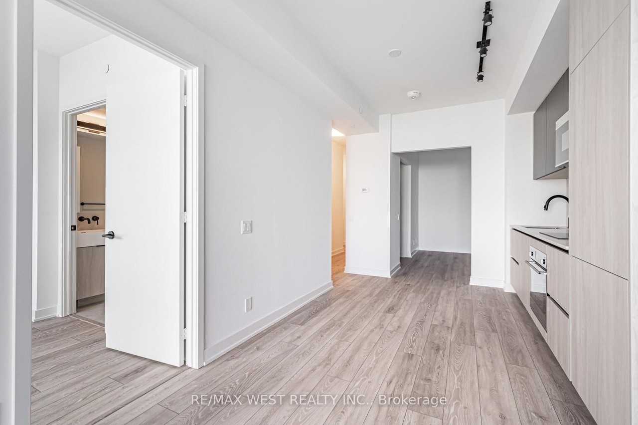 108 Peter Street #2601 - Photo 3 of 6
