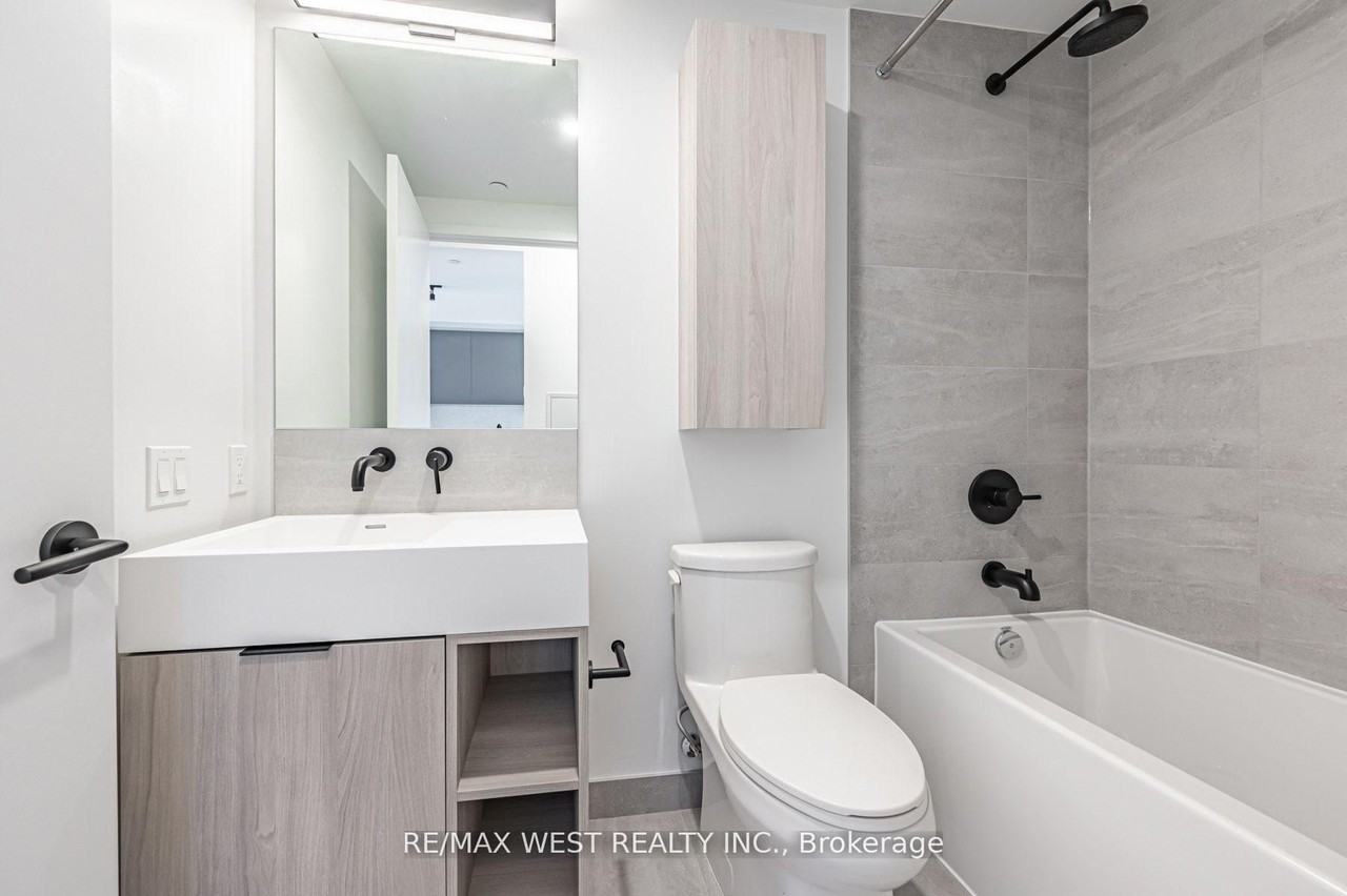 108 Peter Street #2601 - Photo 6 of 6