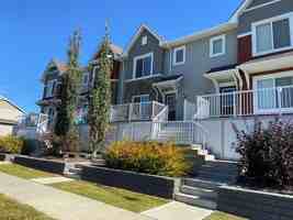 featured image of 61 Windrose Dr