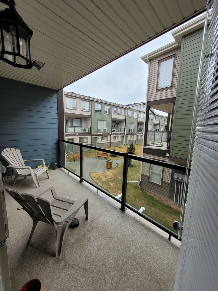125 - 125 Caribou Crescent - Photo 2 of 12