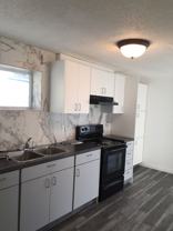 920 5 Ave Ne - Photo 1 of 1