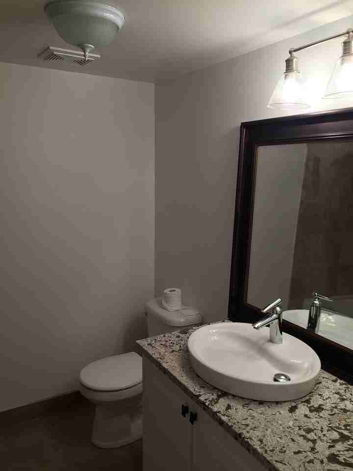 920 5 Ave Sw - Photo 3 of 12