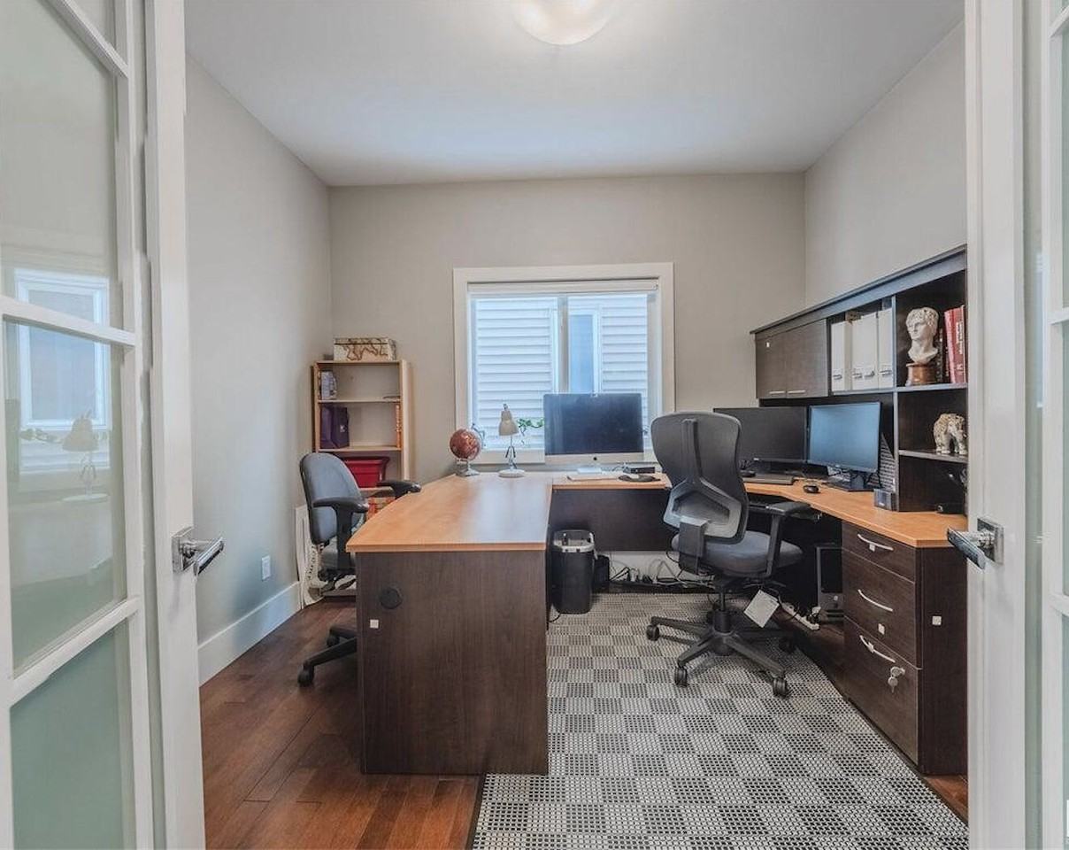 5148 2 Ave Sw - Photo 4 of 15