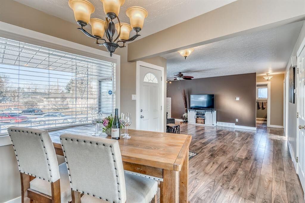 25 Rossmere Rd Sw - Photo 2 of 11