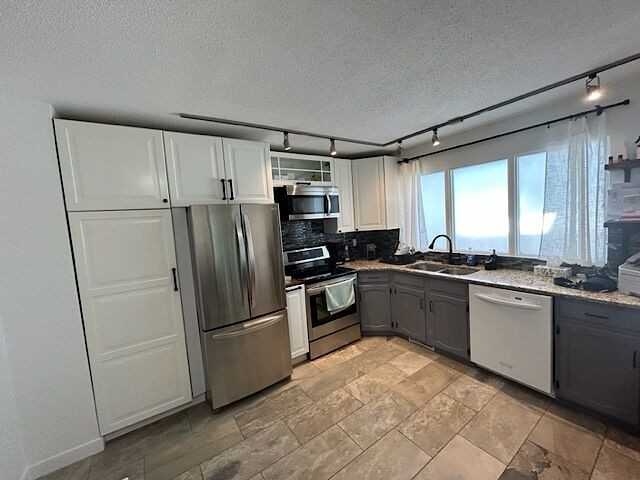 84 Lake Emerald Rd Se - Photo 2 of 13