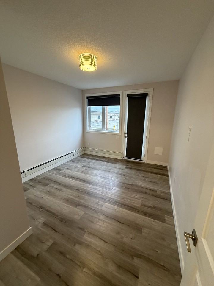 2225 - 2225 Kensington Rd Nw - Photo 3 of 12