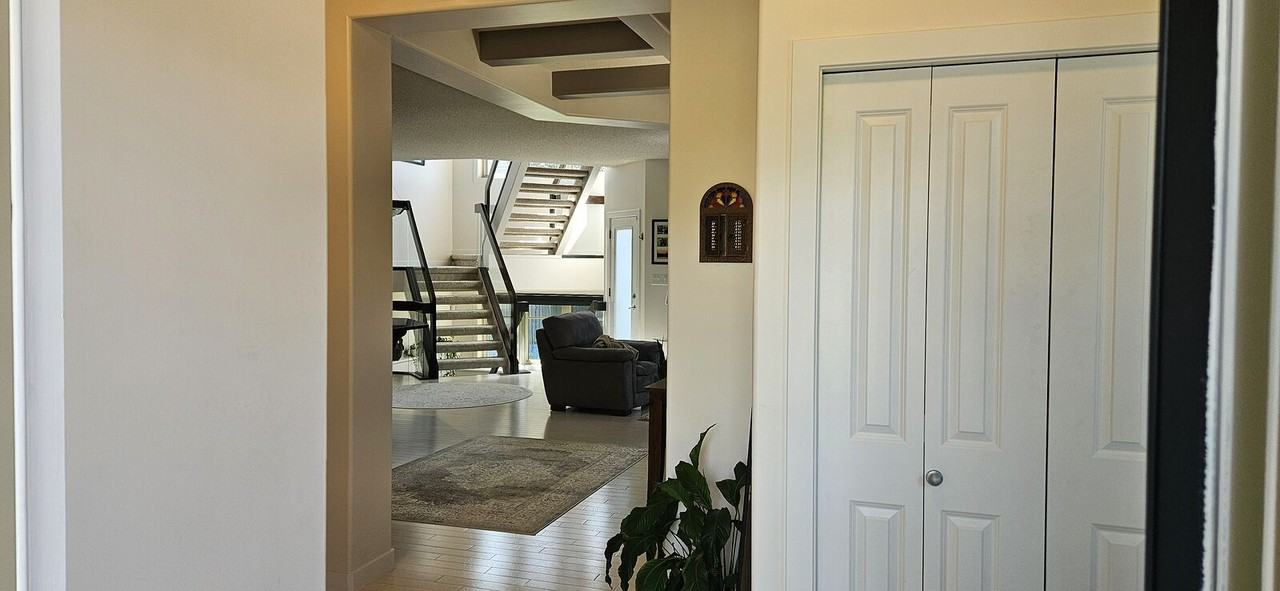 813 Armitage Wynd Sw - Photo 3 of 36