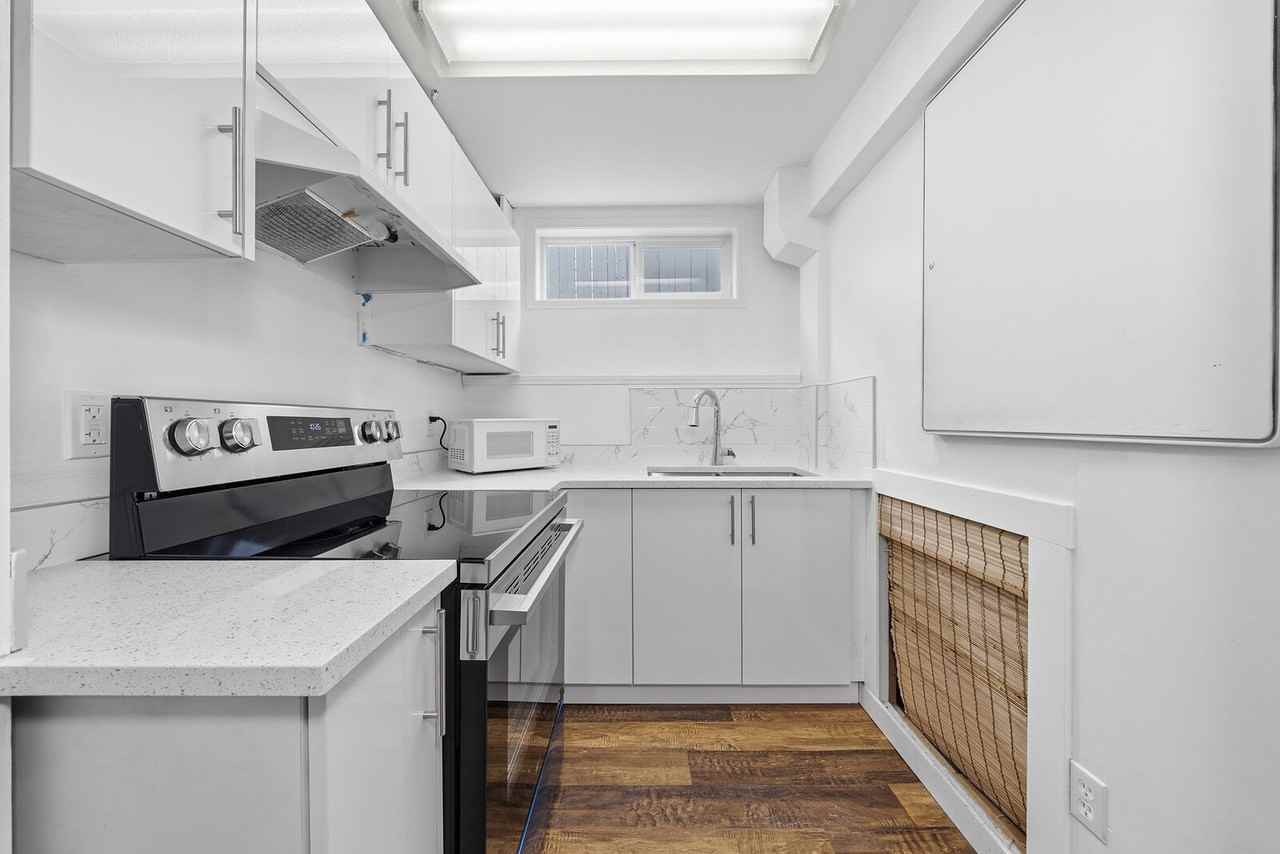 135 Erin Meadow Close Se - Photo 2 of 14
