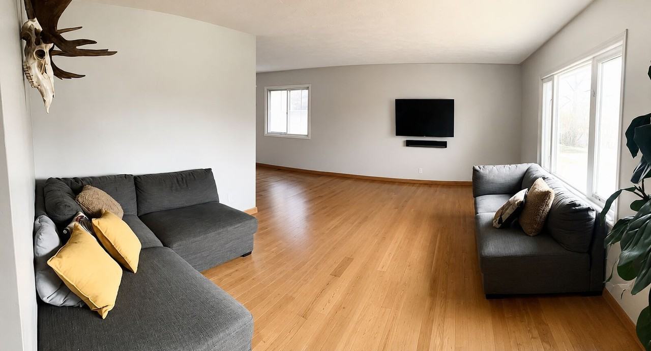 3236 19 St Nw - Photo 3 of 8