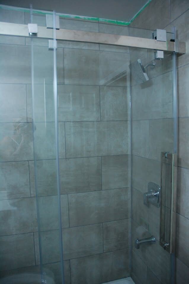 527 64 Ave Ne - Photo 2 of 7