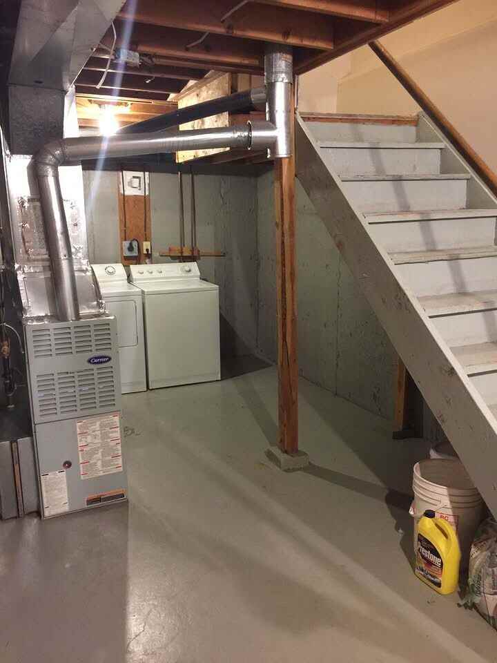 527 64 Ave Ne - Photo 3 of 7