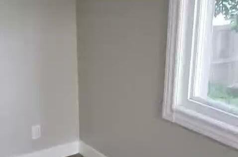 527 64 Ave Ne - Photo 7 of 7