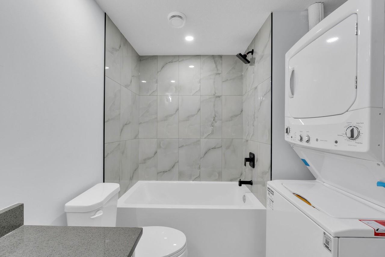 14620 24 St Nw - Photo 4 of 20