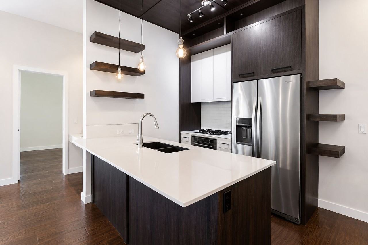 2702 17 Ave Sw - Photo 4 of 20