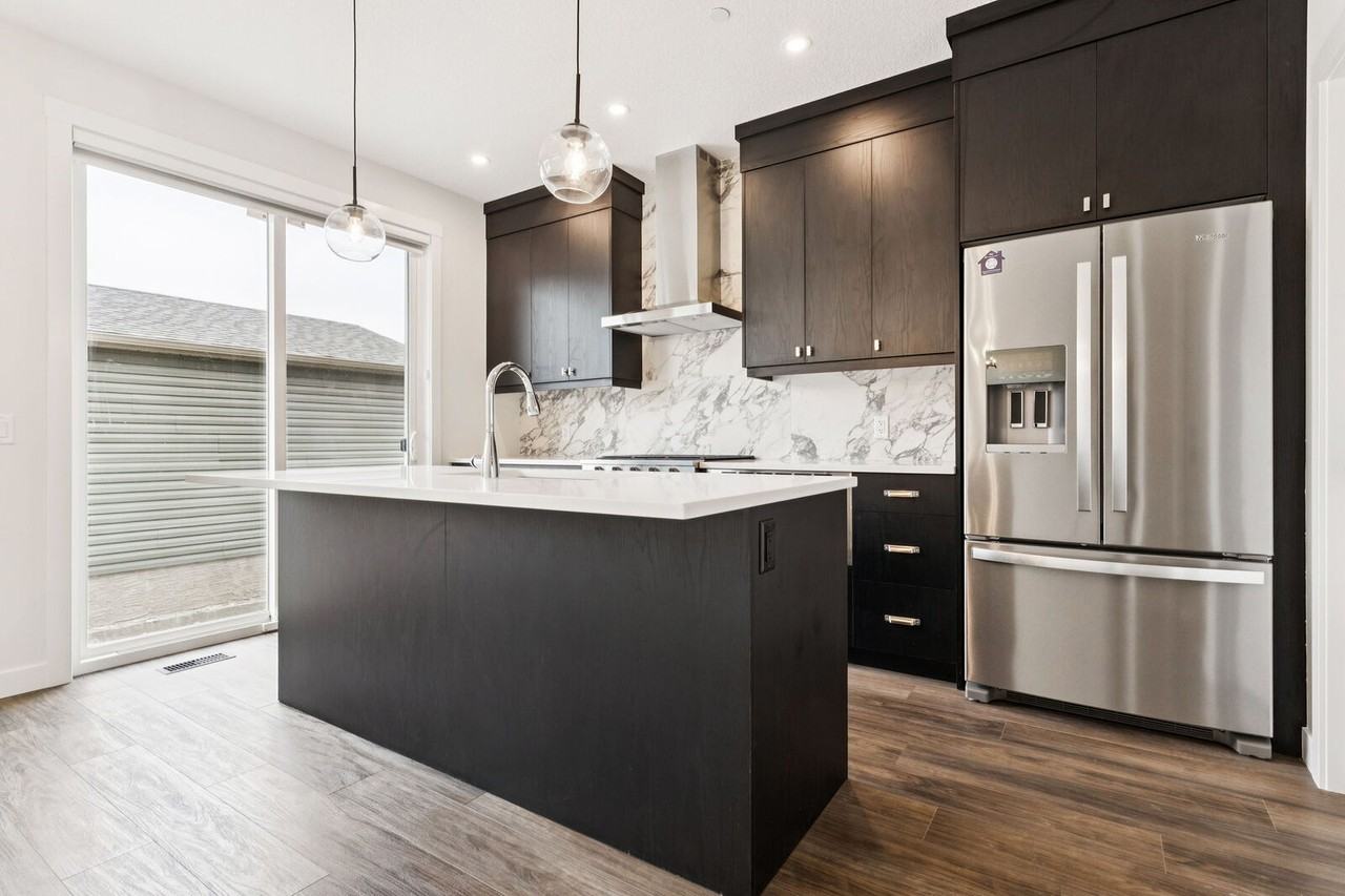 83 Herron St Ne - Photo 7 of 30