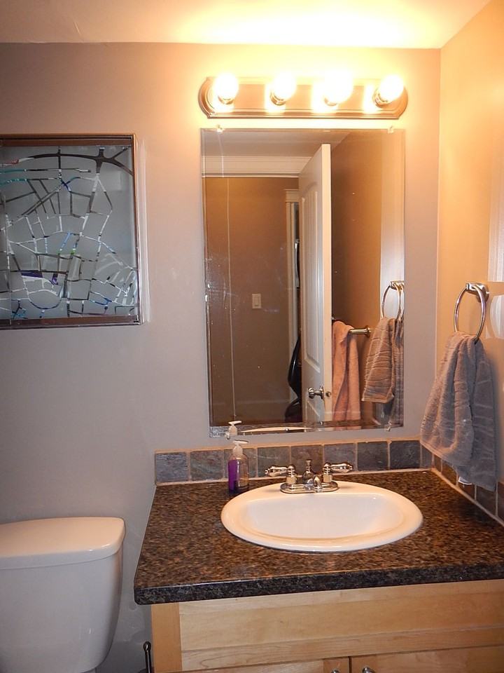 1312 13 Ave Sw - Photo 3 of 10