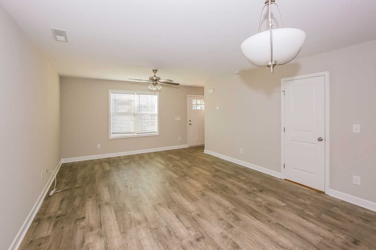 114 114 Rowan St - Photo 5 of 14